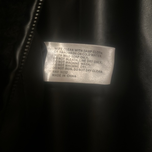 Giacca Gallery very nice Faux Mink/ Faux Leather Reversible Coat, medium - Picture 8 of 9